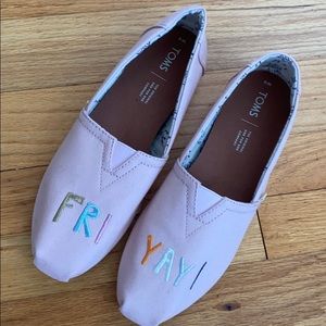 Tom’s “Friyay” Pink Classic Flats